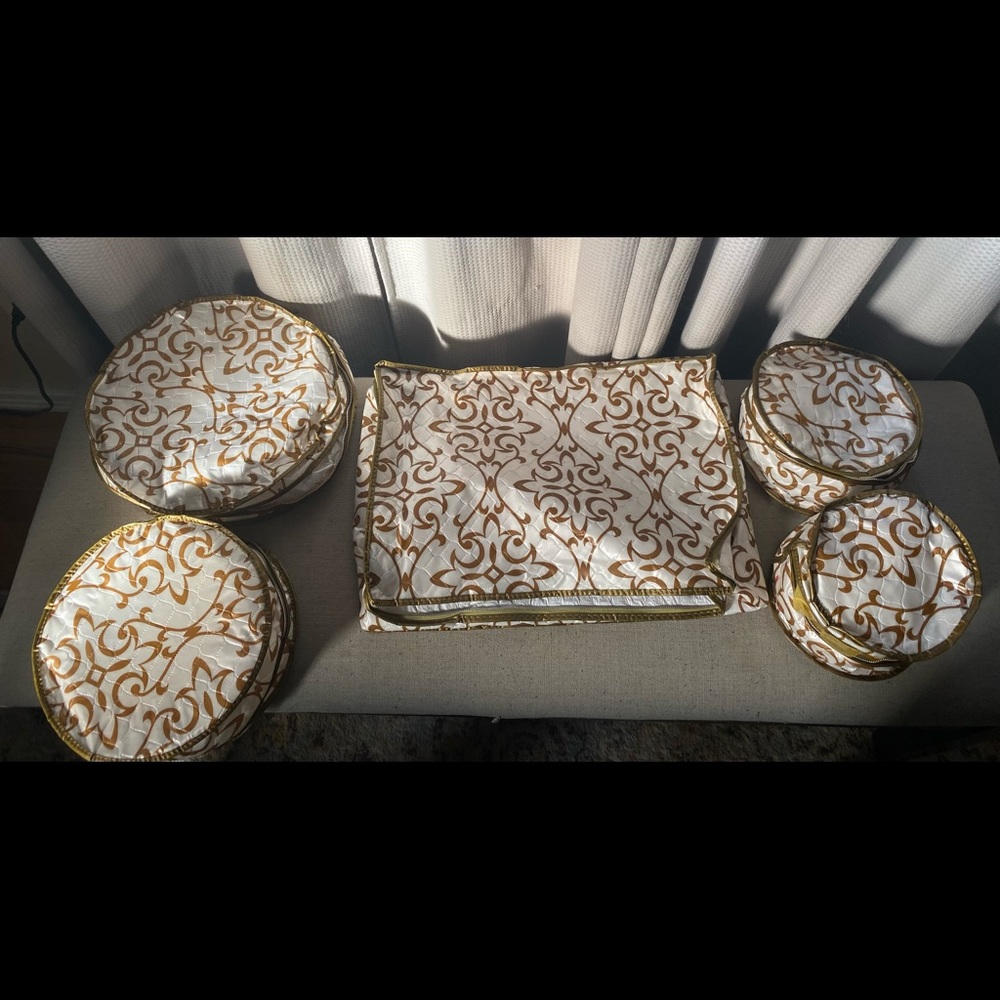 Vintage dinnerware storage set!